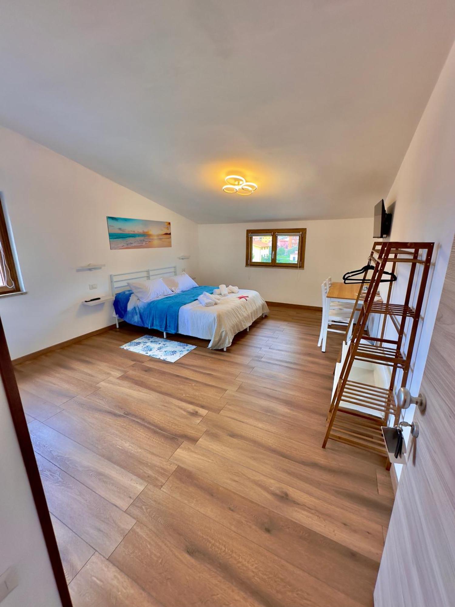 Casa Del Mare Hotel Bosa Ngoại thất bức ảnh